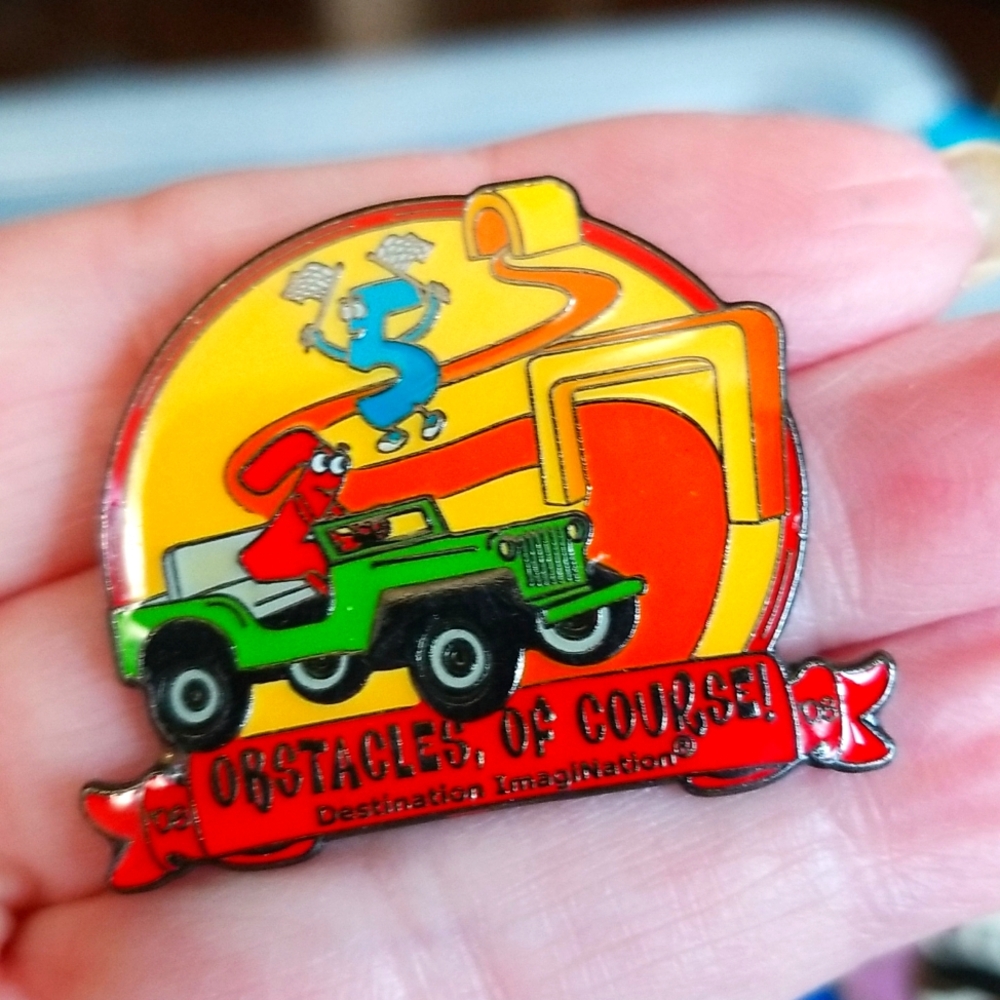 " OBSTACLES OF Course "  Jeep lizard & bunny ENAMEL  CLOISONNE pin